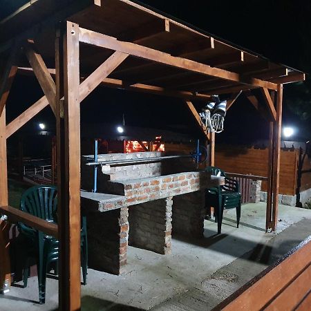 Rooms Poienita Slanic Moldova Ngoại thất bức ảnh
