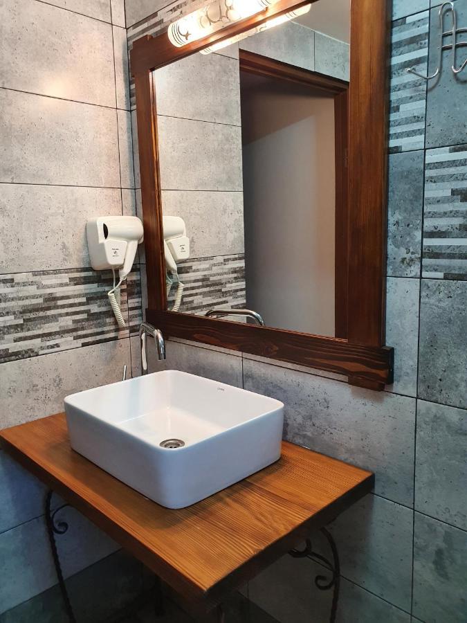 Rooms Poienita Slanic Moldova Ngoại thất bức ảnh